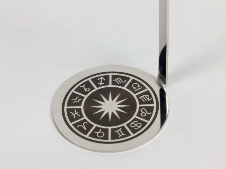 Настольный биокамин Lux Fire Зодиак "Скорпион" Белый Настольный биокамин Lux Fire Зодиак "Скорпион" Белый по цене 15 000 руб.