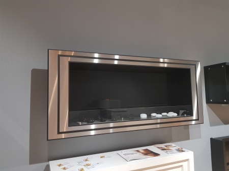 Биокамин Saturn 1800 SappFire Биокамин Saturn 1800 SappFire по цене 68 990 руб.